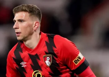 «Суркіс сказав мені, що я вилітаю до Англії»: Забарний згадав свій перехід до Борнмута — Футбол