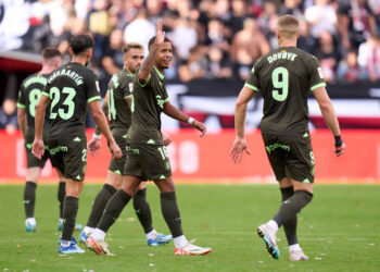 Довбик и Цыганков помогли «Жироне» обыграть «Райо Вальекано» и закрепиться в лидерах Ла Лиги