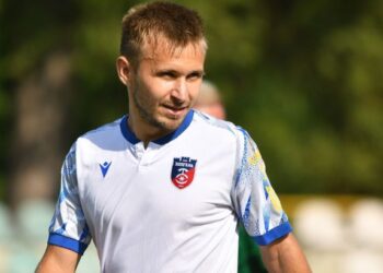 Друга ліга. Розгромні перемоги Звягеля та Чайки