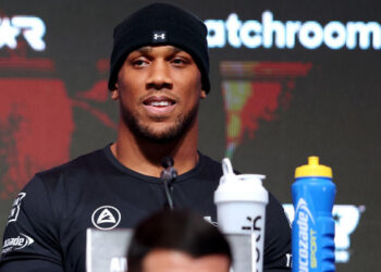 Джошуа объяснил, зачем ему бой с Валлиным — Спорт ):Бокс