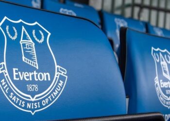 «Эвертон» Миколенко получил рекордное наказание за финансовые махинации