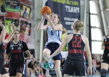 Франківськ-ПНУ вдруге обіграв КІВС-СКІФ у жіночій Вищій лізі: фотогаларея — Федерація баскетболу України