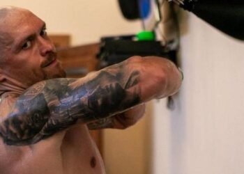 «Игра началась»: Усик назвал условия, при котором он поверит, что бой с Фьюри состоится — Спорт ):Бокс