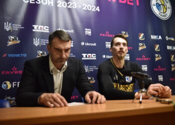Київ-Баскет переміг Старий Луцьк: відео коментарів після гри — Федерація баскетболу України