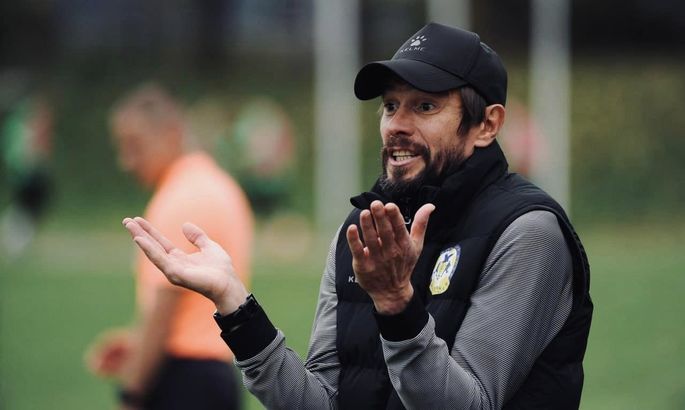 Клуб Другої ліги звільнив тренерський штаб і анонсував зміну дислокації