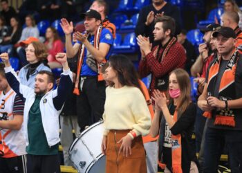 Михайло Бродський звернувся до Прем’єр-міністра України щодо питання повернення глядачів на трибуни — Федерація баскетболу України