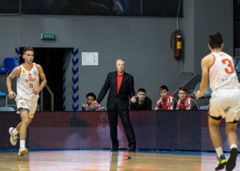 Рiвне здолав Кривбас: вiдео пресконференції — Федерація баскетболу України