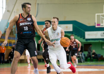 У стартовому поєдинку другого ігрового дня луцького бабла Запоріжжя перемогло Черкаські Мавпи — Федерація баскетболу України