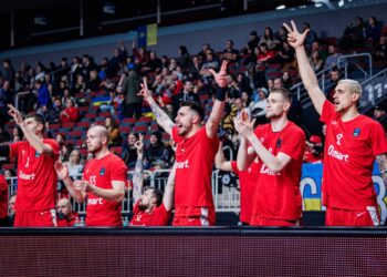 Українці за кордоном: кращий матч сезону Липового та Сидорова — Федерація баскетболу України