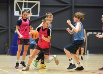 В Дніпрі продовжується перший етап ВЮБЛ — Федерація баскетболу України