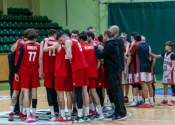 Вища ліга: Прометей виграв у Самбора в матчі за лідерство, несподівана поразка Селф Мейда — Федерація баскетболу України