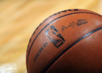 Визначились чвертьфіналісти внутрішньосезонного турніру НБА | Баскетбол |