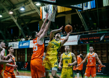 Багато яскравих данків — в топ-10 моментів шостого тижня Суперліги Favbet — Федерація баскетболу України