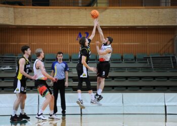 БІПА-Одеса-СДЮСШОР-2 обіграла Житомир Політехніку в Южному: фотогалерея — Федерація баскетболу України