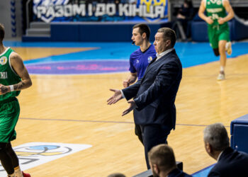 БІПА в Дніпрі перемогла Запоріжжя: відео коментарів — Федерація баскетболу України