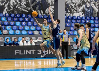 Будівельник взяв реванш у Дніпра за поразку в першому колі: фотогалерея — Федерація баскетболу України