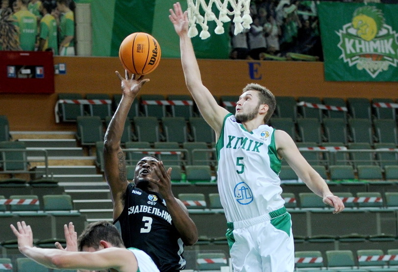 Черкаські Мавпи повернули в Україну Кирила Марченка