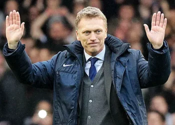 Дэвид Мойес наконец-то добился победы над «Арсеналом» в АПЛ