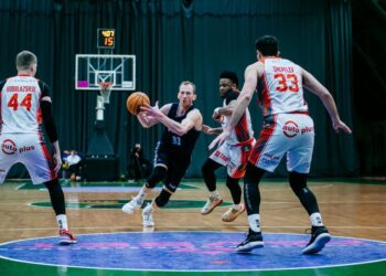 Дніпро обіграв Рівне-ОШВСМ в матчі лідерів Суперліги — Федерація баскетболу України