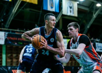 Дніпро в Івано-Франківську впевнено обіграв Рівне: фотогалерея — Федерація баскетболу України