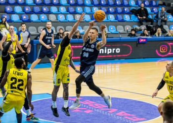 Дніпро завершив домашній бабл перемогою над БІПОю: фотогалерея — Федерація баскетболу України