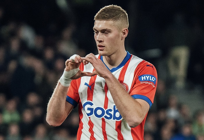 Довбик стал лучшим игроком матча «Бетис» - «Жирона»