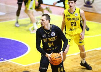 Київ-Баскет обіграв БІПУ в дебютному матчі Дмитра Забірченка на чолі клубу — Федерація баскетболу України