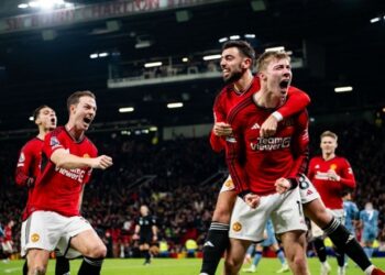 «Манчестер Юнайтед» оформил волевую победу над «Астон Виллой»