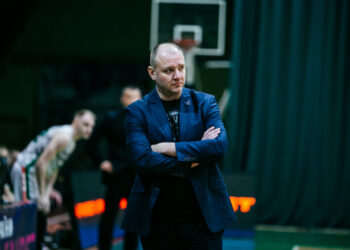 Перемога Дніпра в матчі проти Політехніки-Галичини: відео коментарів — Федерація баскетболу України