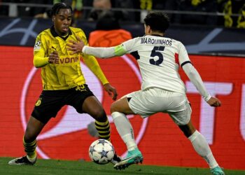«ПСЖ» прошел в плей-офф Лиги чемпионов, разыграв ничью с дортмундской «Боруссией»