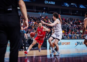 Українці за кордоном: Санон і Сидоров провели вдалу гру у Єврокубку — Федерація баскетболу України