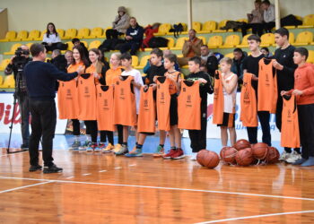 Вихованці Черкаських Мавп отримали допомогу від Фонду МХП Громад — Федерація баскетболу України