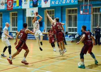 Вища ліга: відеотрансляція матчів 17 грудня — Федерація баскетболу України