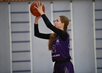 ВЮБЛ серед дівчат 2007-08 р.н.: КЗ ЗОДЮСШ ЗОР виграла два матчі в Дніпрі — Федерація баскетболу України