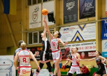 Жіноча Суперліга: відеотрансляція матчів 3 грудня — Федерація баскетболу України