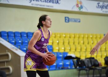Жіноча Вища ліга: відеотрансляція матчів 9 грудня — Федерація баскетболу України