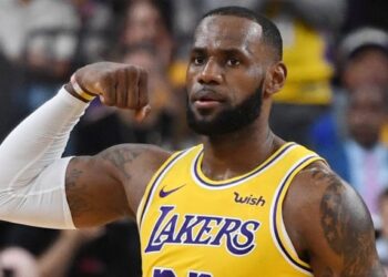 Лейкерс втратили Леброна Джеймса через травму | Баскетбол |