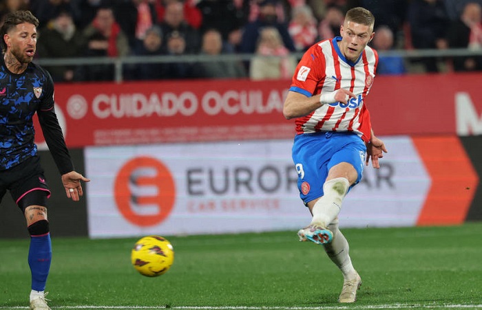 Артем Довбик оформил один из самых быстрых хэт-триков в Ла Лиге