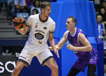 Артема Пустового визнано найкращим гравцем іспанського Обрадойро в грудні — Федерація баскетболу України