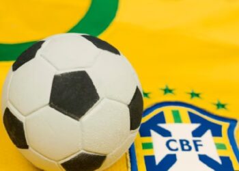 Бразилия избежала дисквалификации от ФИФА