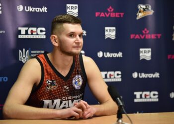 Черкаські Мавпи в кінцівці дожали Прикарпаття-Говерлу: вiдео пресконференції — Федерація баскетболу України