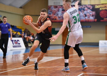 Черкаські Мавпи вдома перемогли Політехніку-Галичину — Федерація баскетболу України