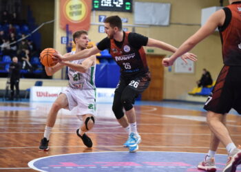 Черкаські Мавпи вдруге в сезоні перемогли Політехніку-Галичину: фотогалерея — Федерація баскетболу України