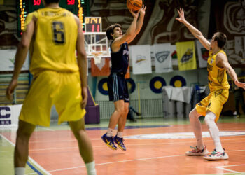 Дніпро у напруженій грі здолав Київ-Баскет: фотогалерея — Федерація баскетболу України