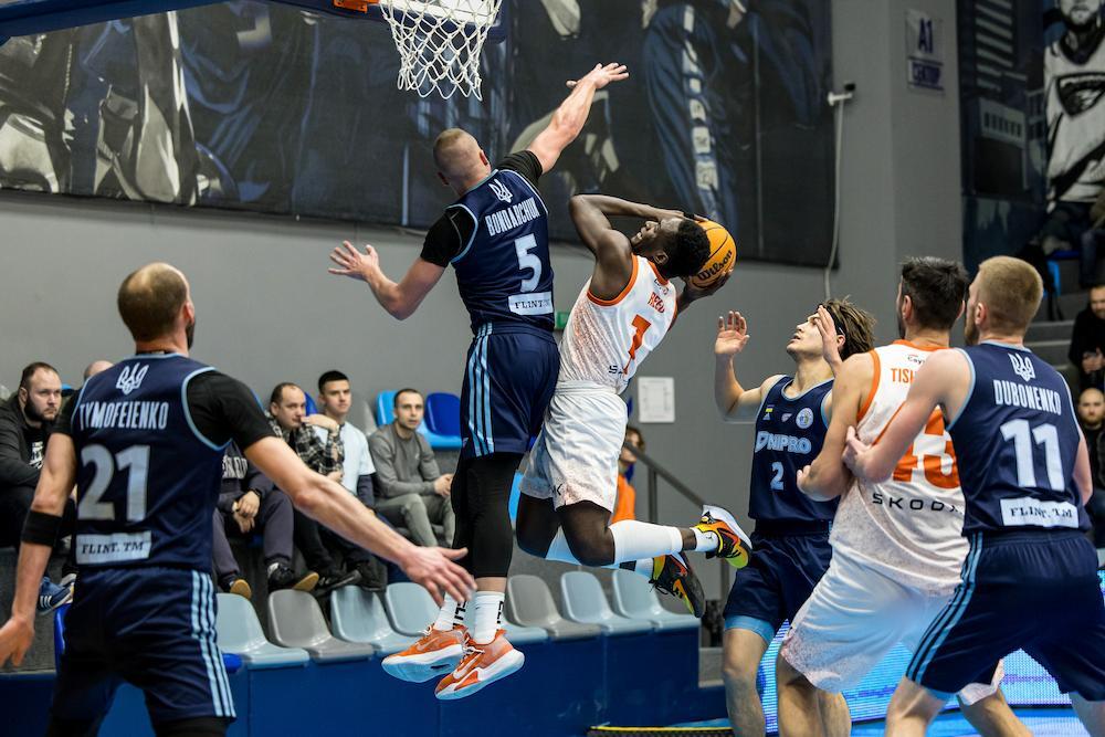 Дніпро впевнено переміг Кривбас: хайлайти Суперліги Favbet 27 січня