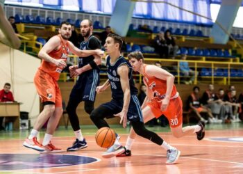 Дніпро здобув 15-у перемогу в сезоні, здолавши Черкаські Мавпи — Федерація баскетболу України