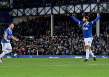 «Эвертон» вышел в 1/16 финала Кубка Англии, обыграв «Кристал Пэлас»