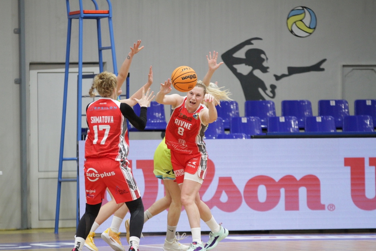 ІнтерХім на домашньому майданчику переміг Рівне: фотогалерея