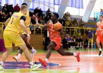 Кривбас одержав першу перемогу в сезоні Суперліги Favbet — Федерація баскетболу України