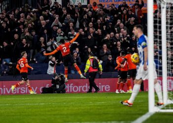 «Лутон Таун» унизил «Брайтон» разгромной победой